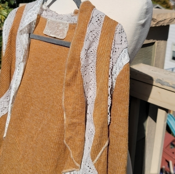 NICK & MO GOLDEN MUSTARD YELLOW RIBBED CARDIGAN W LACE & CROCHET LACE, sz M/L - Picture 2 of 16